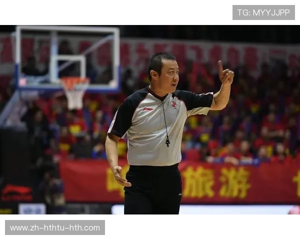 足球训练对CBA选手前交叉韧带断裂风险的医学分析与预防对策探讨