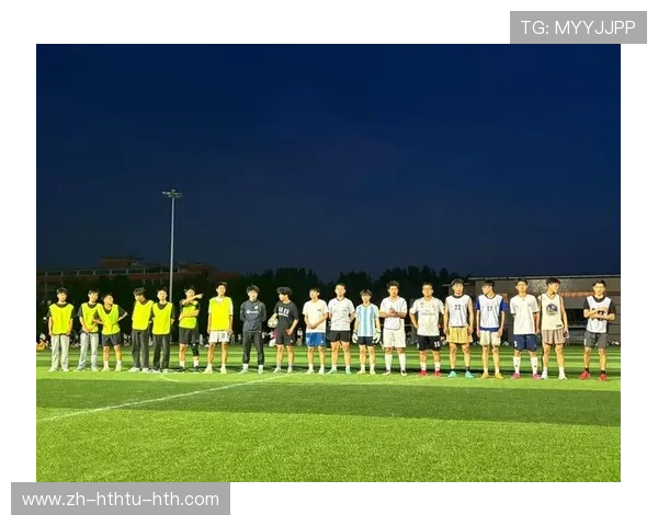 高温足球赛：运动员体能维持与降温技巧解析